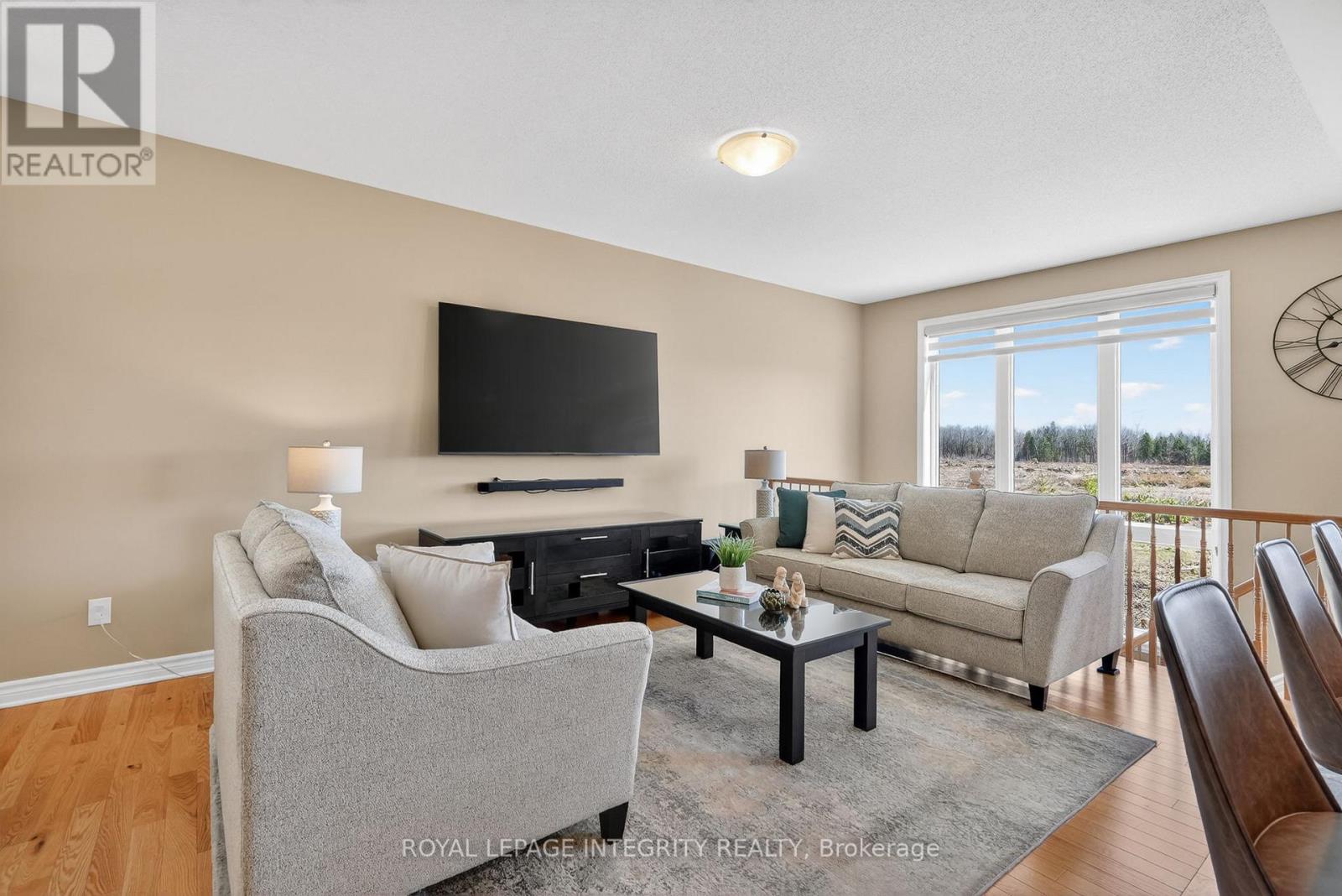 724 Parade Drive, Ottawa, Ontario  K2S 0Z4 - Photo 9 - X13421662