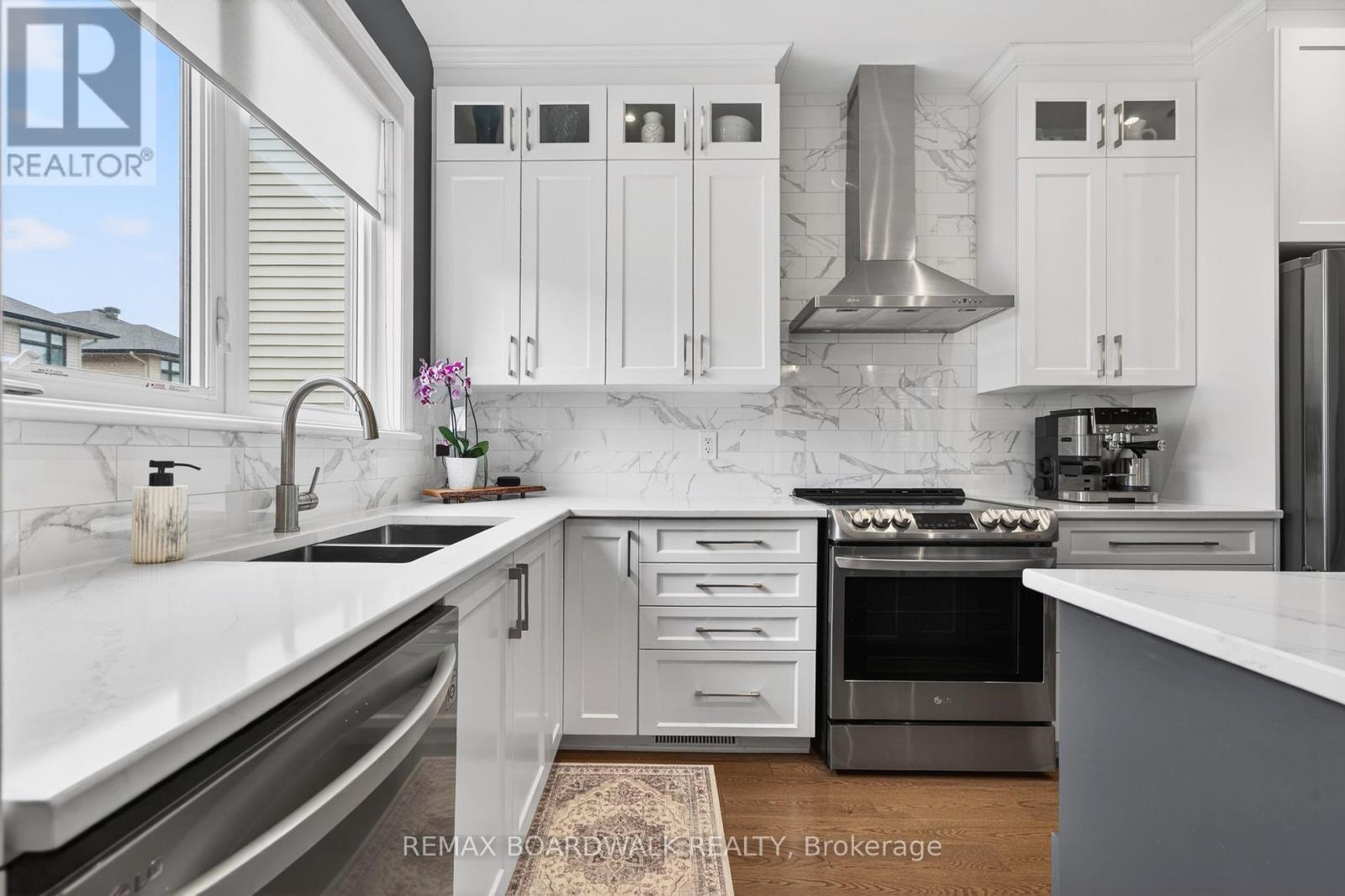 38 Thunderbolt Street, Ottawa, Ontario  K2V 0L9 - Photo 15 - X13421770