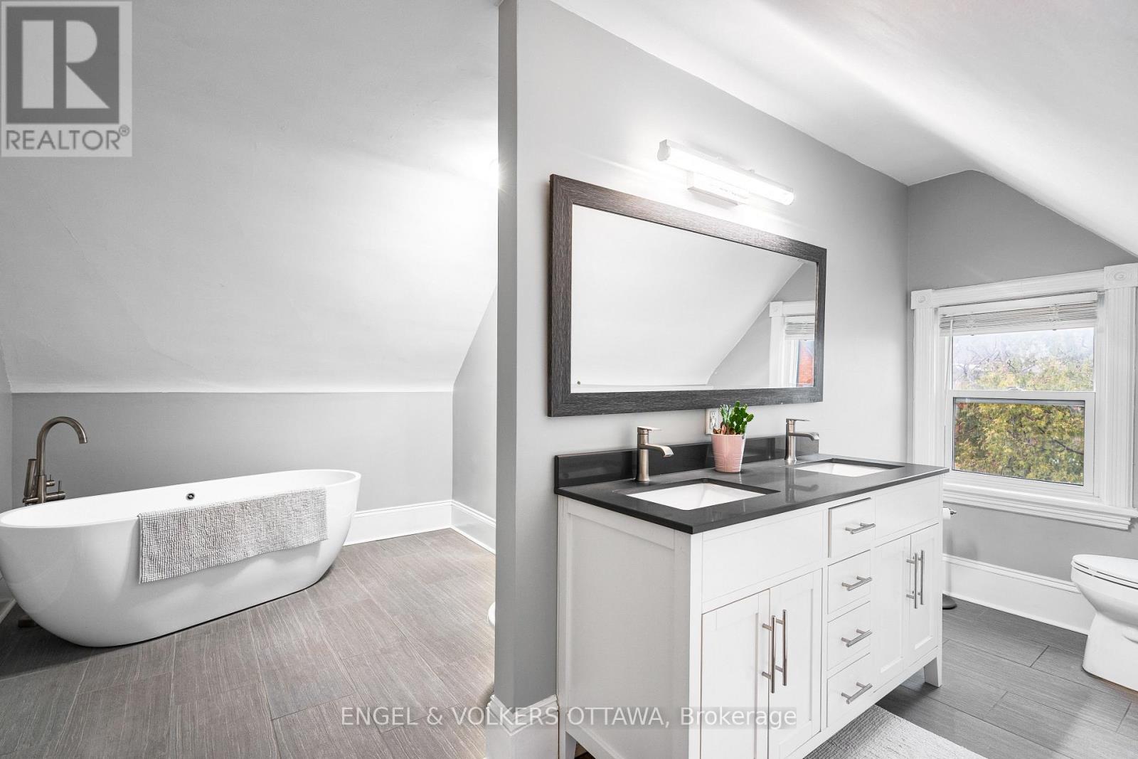 553 Gilmour Street, Ottawa, Ontario  K1R 5L5 - Photo 38 - X13421772