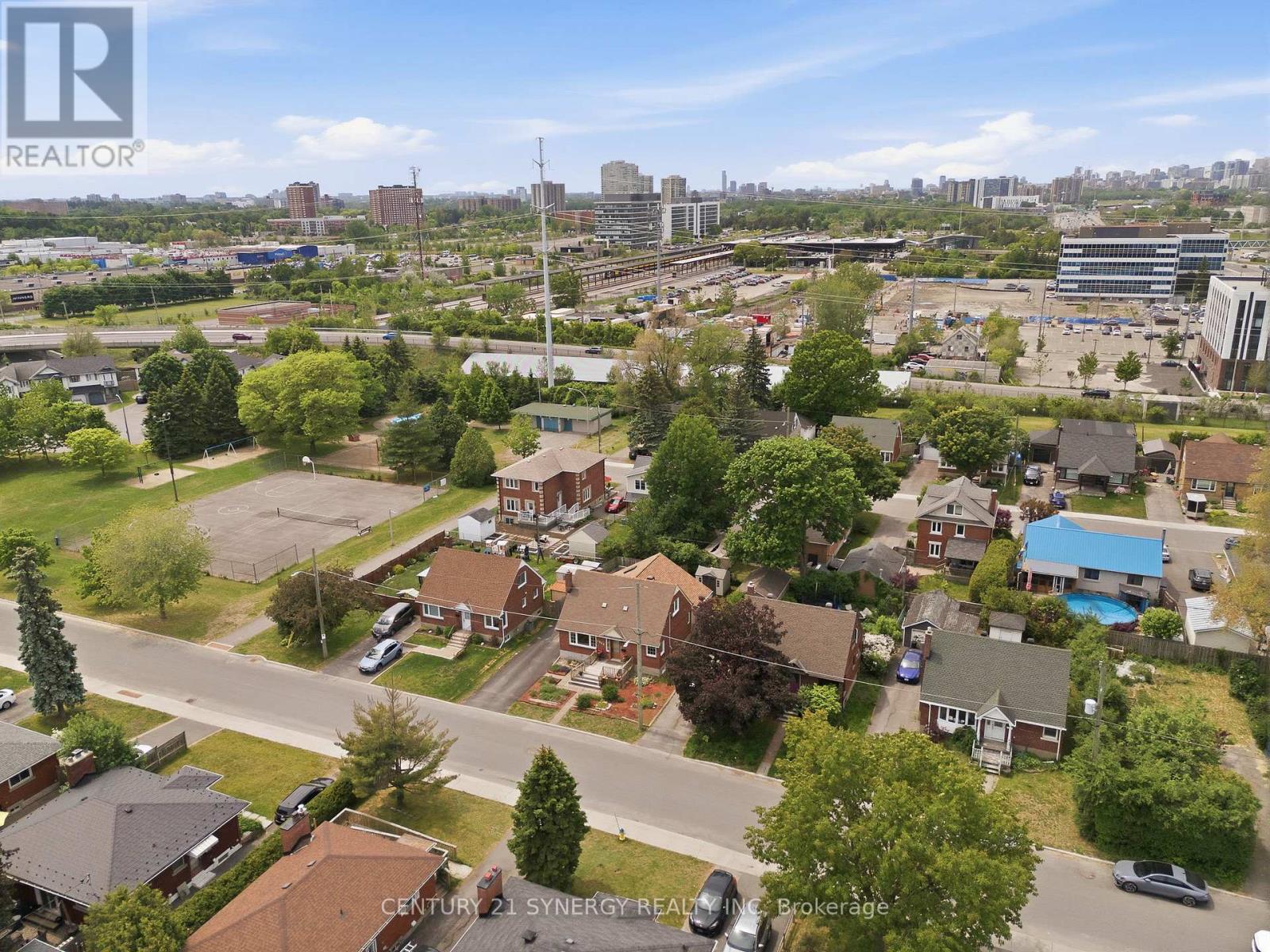 1324 Avenue O, Ottawa, Ontario  K1G 0A9 - Photo 36 - X13421824