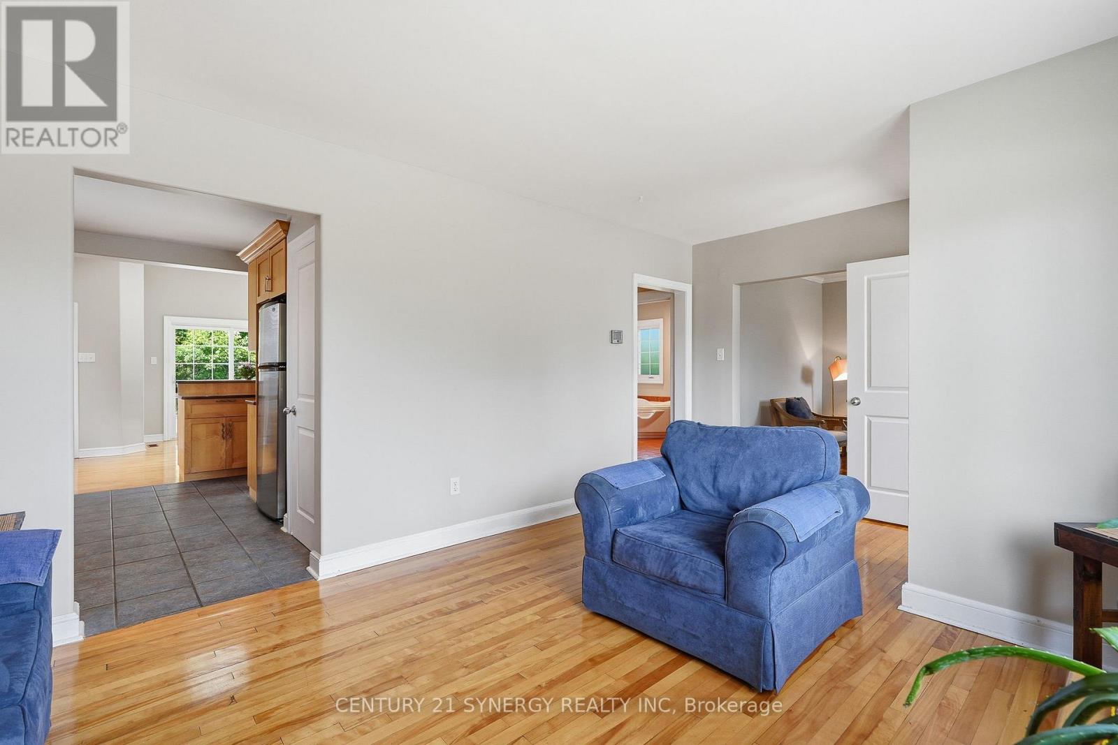 1324 Avenue O, Ottawa, Ontario  K1G 0A9 - Photo 7 - X13421824