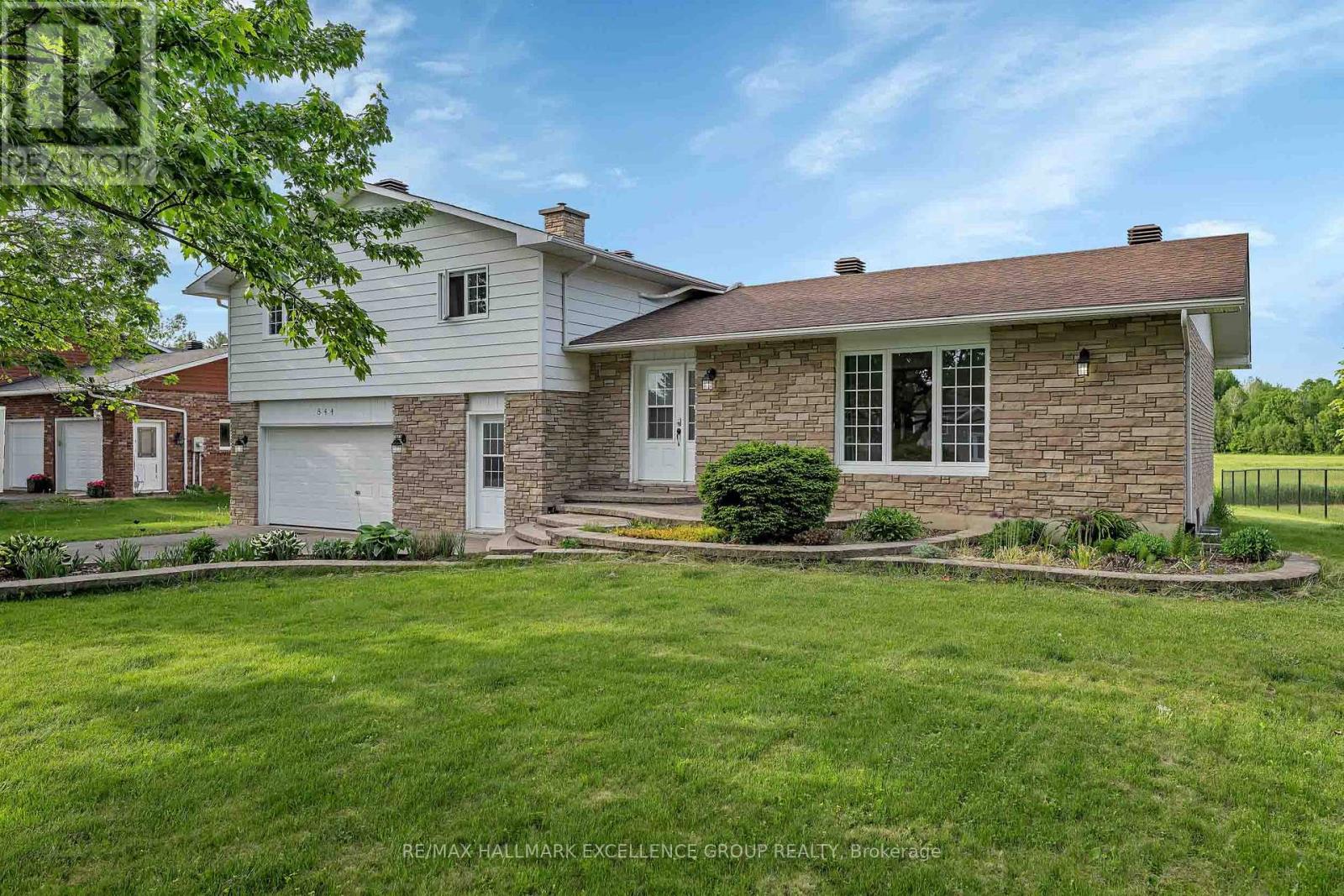 844 Principale Street, Casselman, Ontario  K0A 1M0 - Photo 2 - X13421836