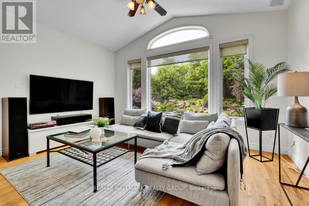16 Hemlo Crescent, Ottawa, Ontario  K2T 1C7 - Photo 12 - X13421878