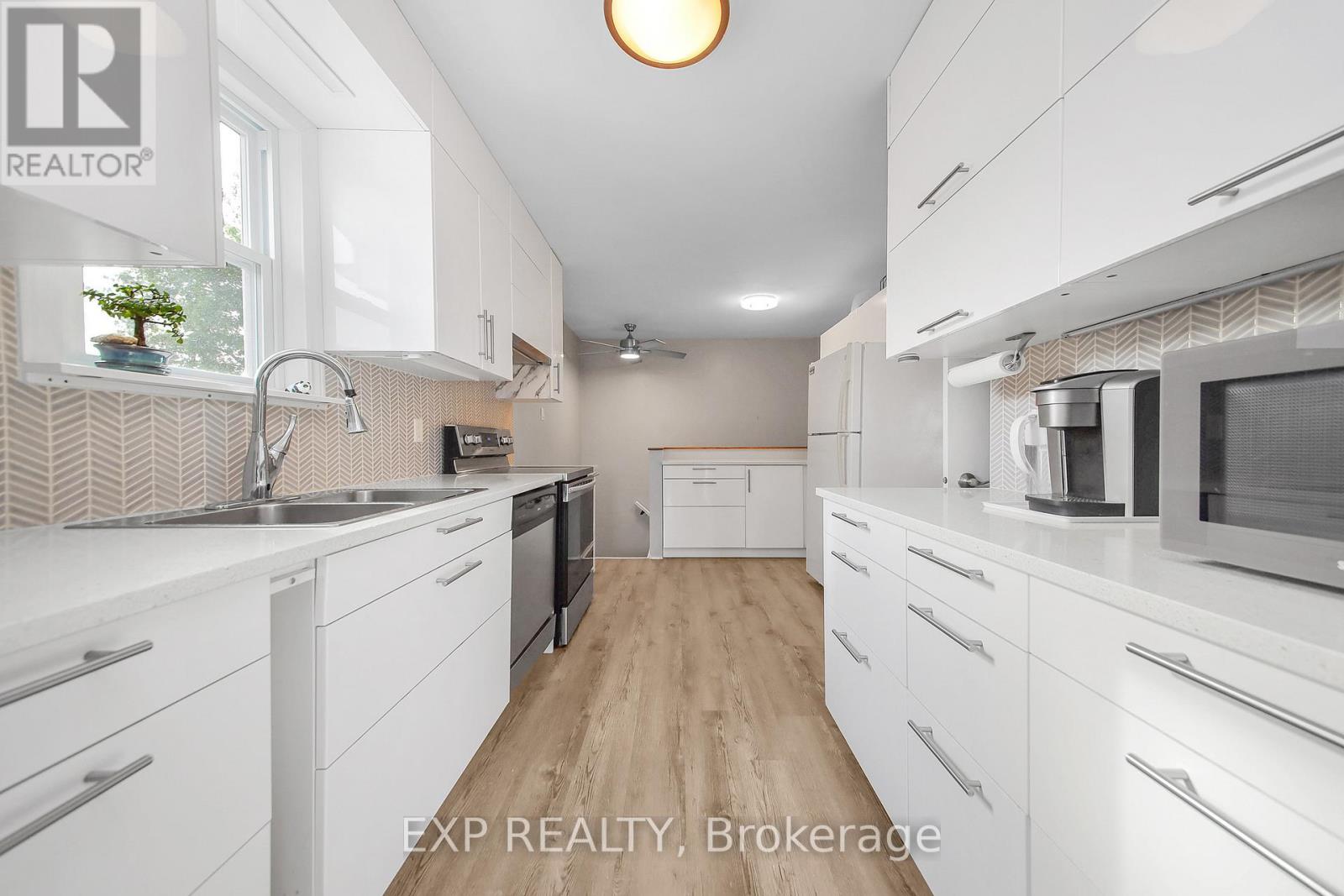 18 Winlock Crescent, Ottawa, Ontario  K2G 3X4 - Photo 16 - X13421976