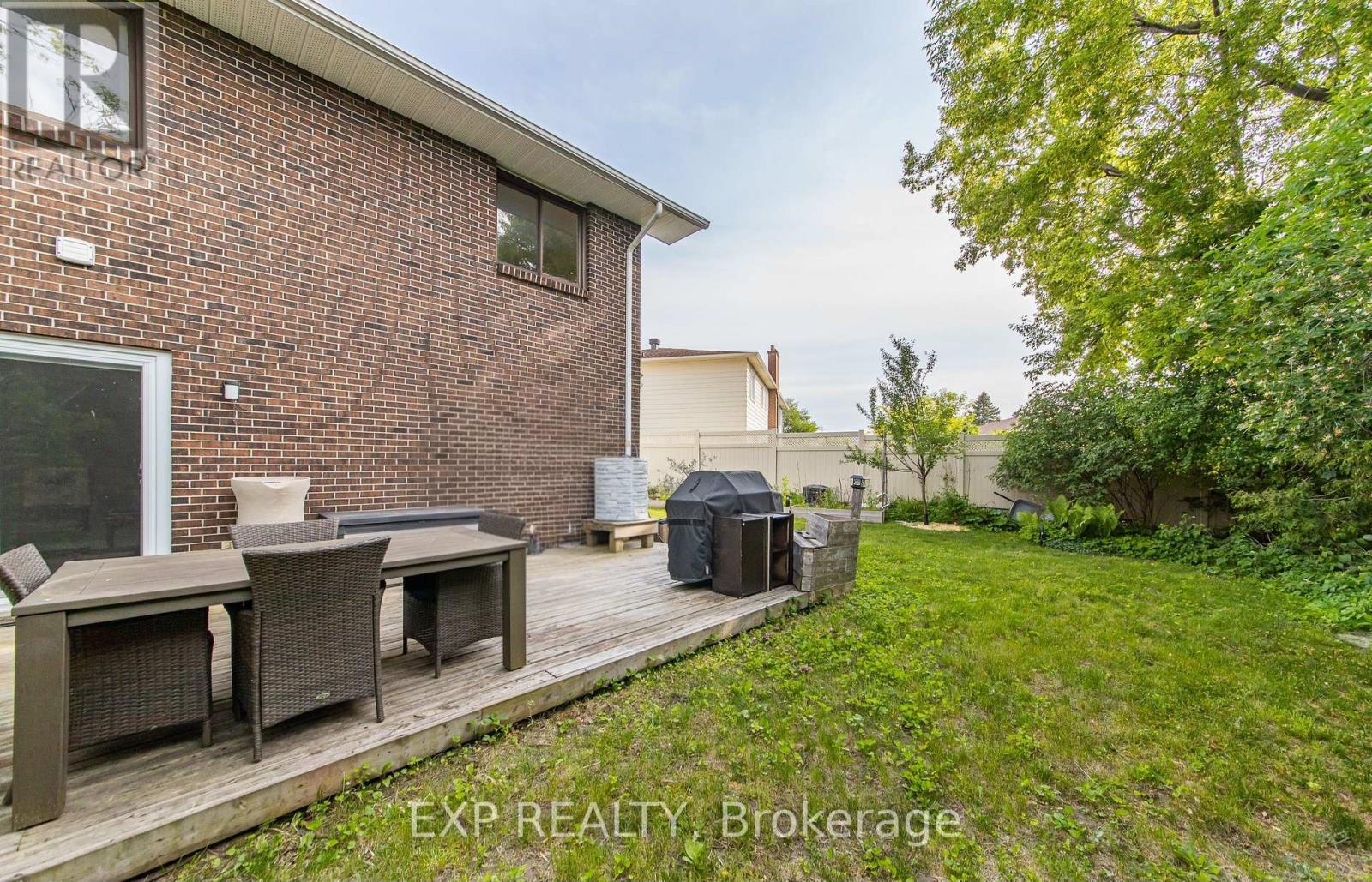 18 Winlock Crescent, Ottawa, Ontario  K2G 3X4 - Photo 24 - X13421976