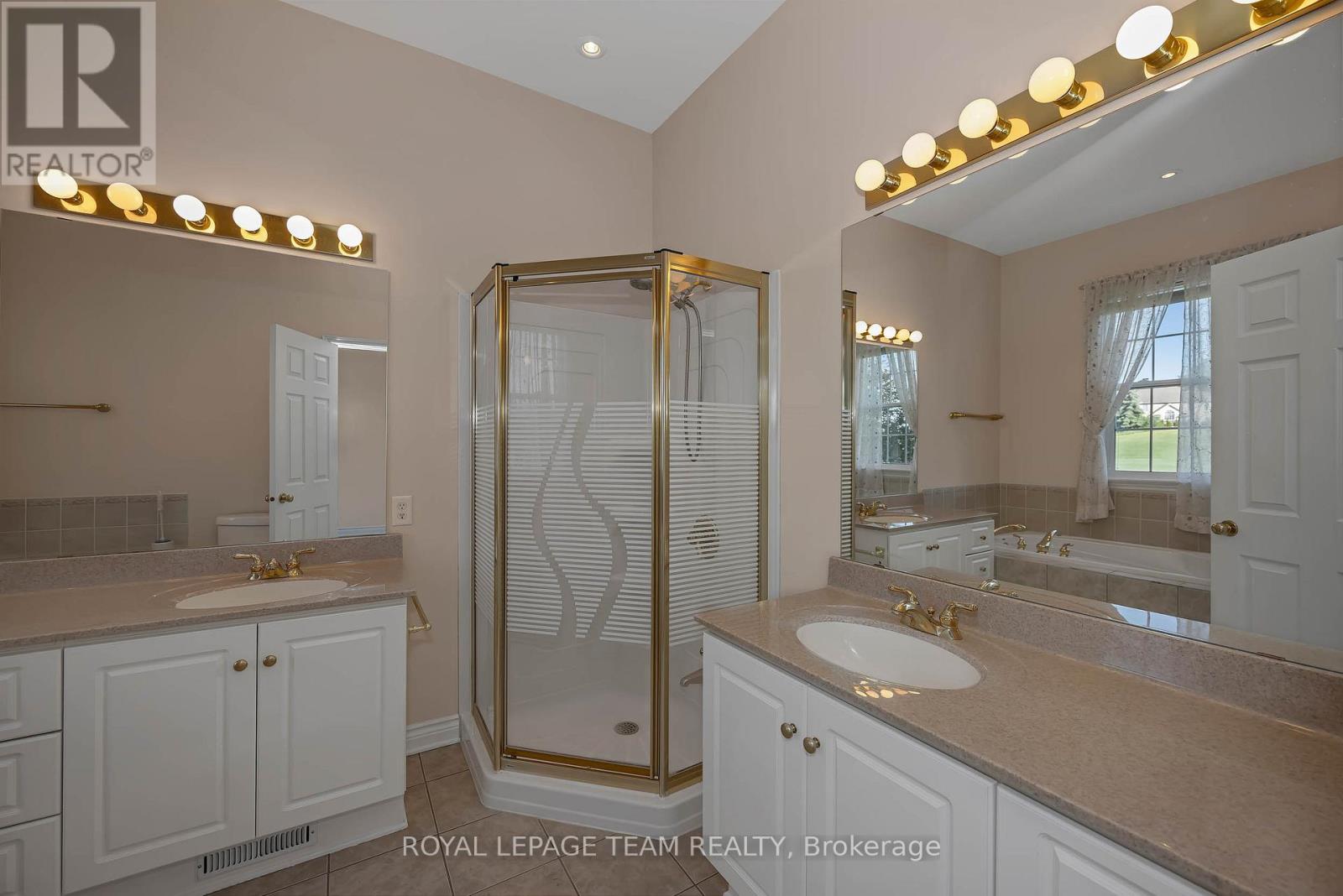 32 Silverthorn Court, Ottawa, Ontario  K2J 4Y2 - Photo 24 - X13422036