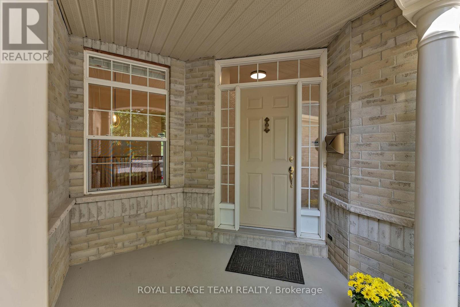 32 Silverthorn Court, Ottawa, Ontario  K2J 4Y2 - Photo 5 - X13422036
