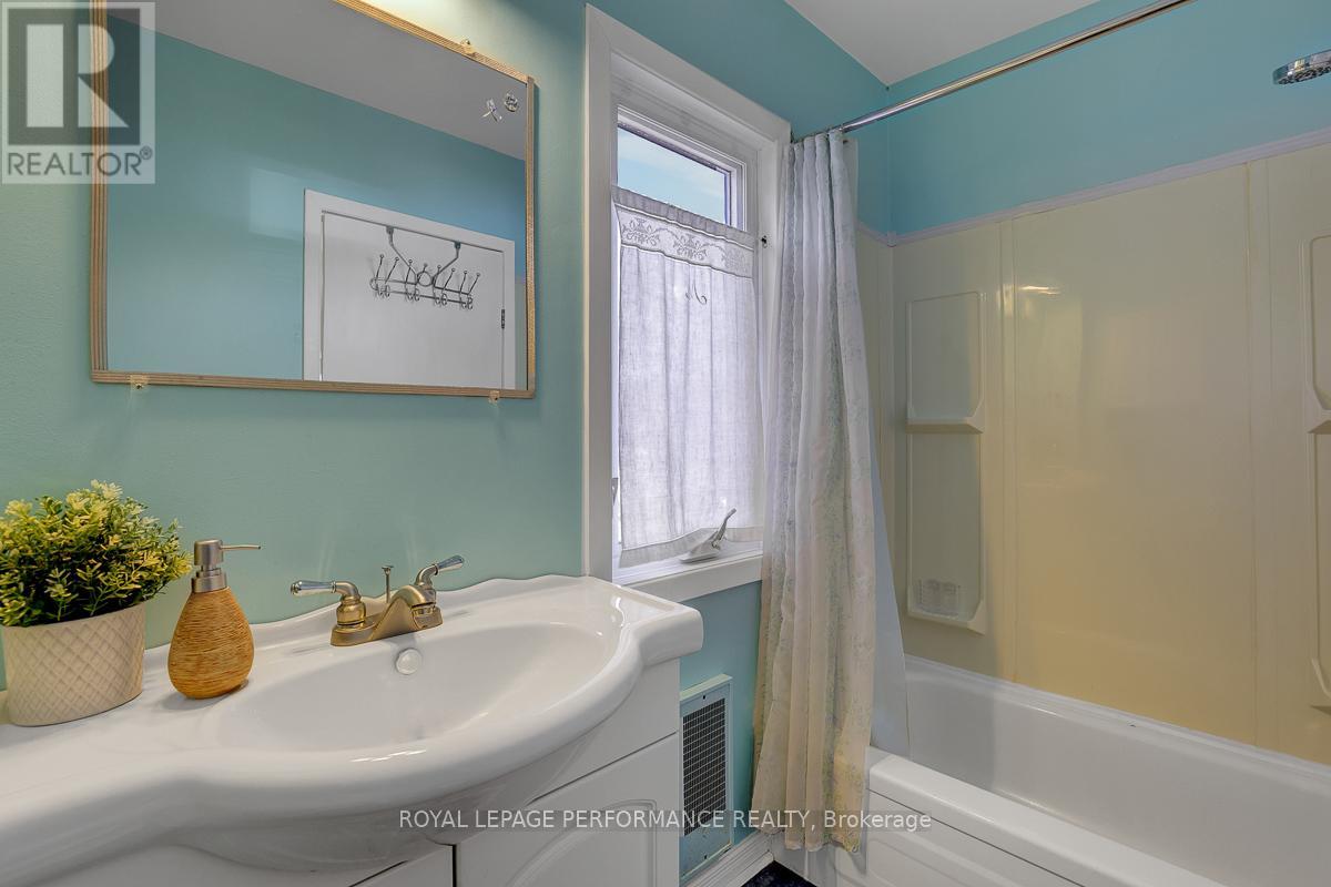 1141 North River Road, Ottawa, Ontario  K1K 3W4 - Photo 20 - X13422114
