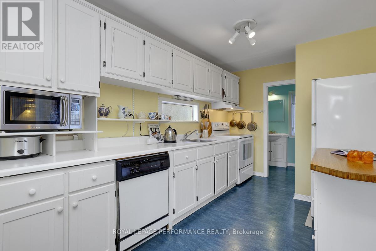 1141 North River Road, Ottawa, Ontario  K1K 3W4 - Photo 8 - X13422114