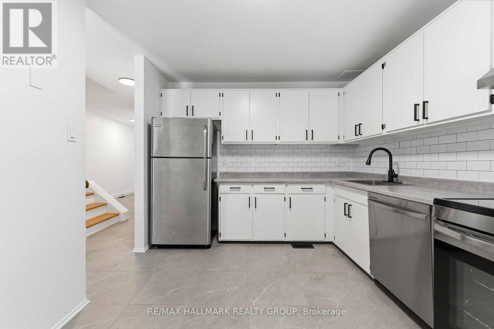 48 - 2202 Orient Park Drive, Ottawa, Ontario  K1B 4W2 - Photo 15 - X13422220