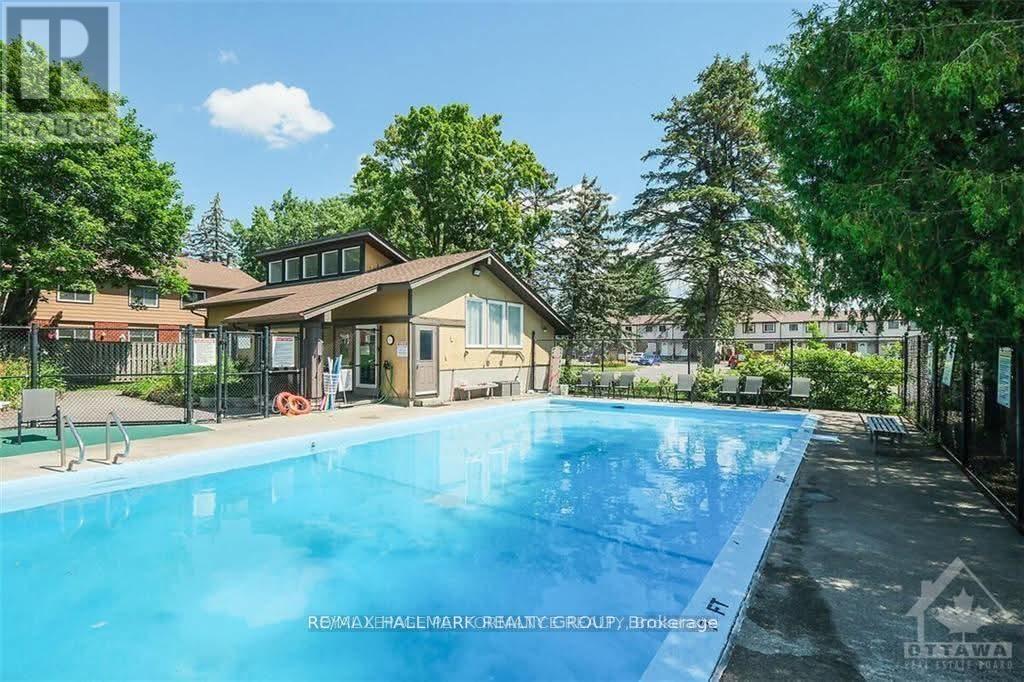 48 - 2202 Orient Park Drive, Ottawa, Ontario  K1B 4W2 - Photo 43 - X13422220