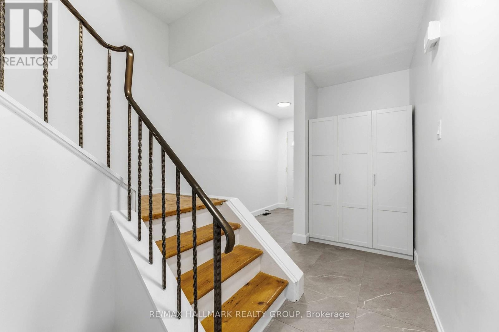 48 - 2202 Orient Park Drive, Ottawa, Ontario  K1B 4W2 - Photo 5 - X13422220