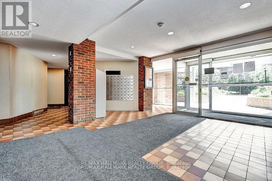 401c - 2041 Arrowsmith Drive, Ottawa, Ontario  K1J 7V7 - Photo 3 - X13422232