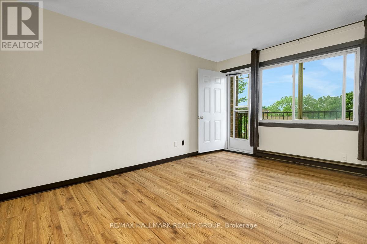 401c - 2041 Arrowsmith Drive, Ottawa, Ontario  K1J 7V7 - Photo 5 - X13422232