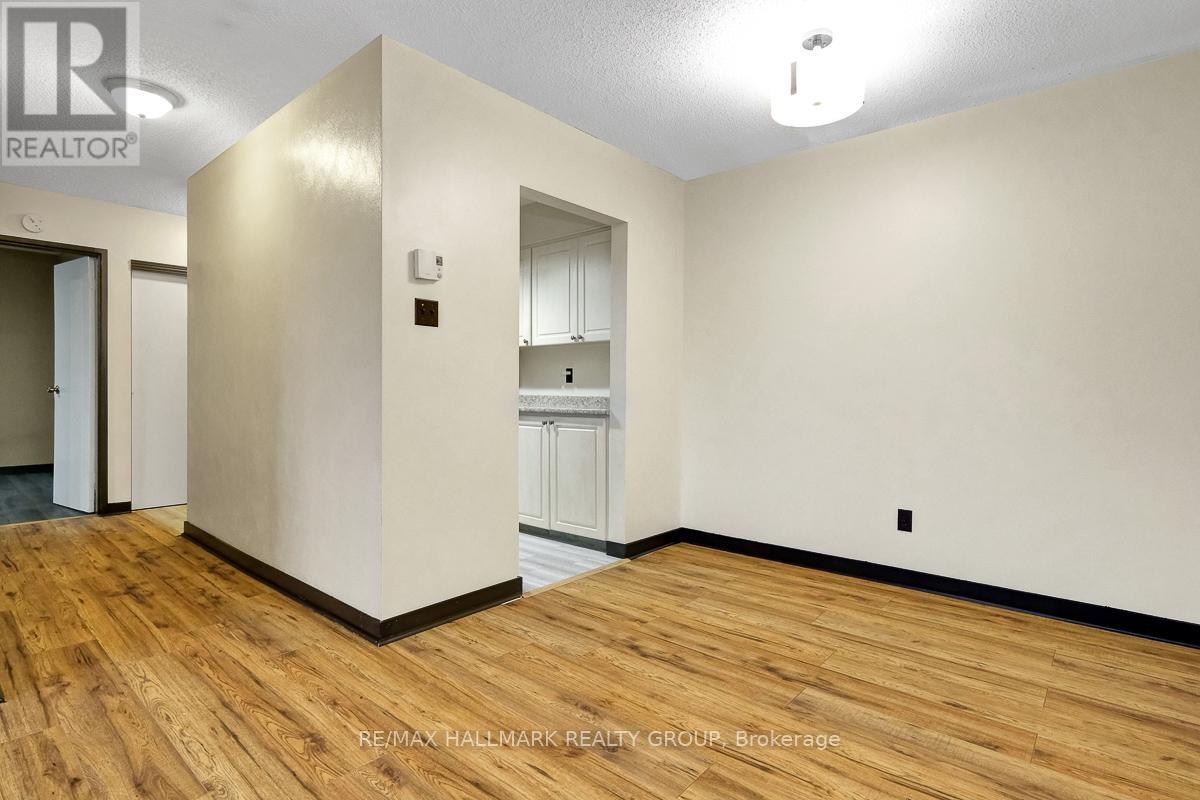 401c - 2041 Arrowsmith Drive, Ottawa, Ontario  K1J 7V7 - Photo 9 - X13422232