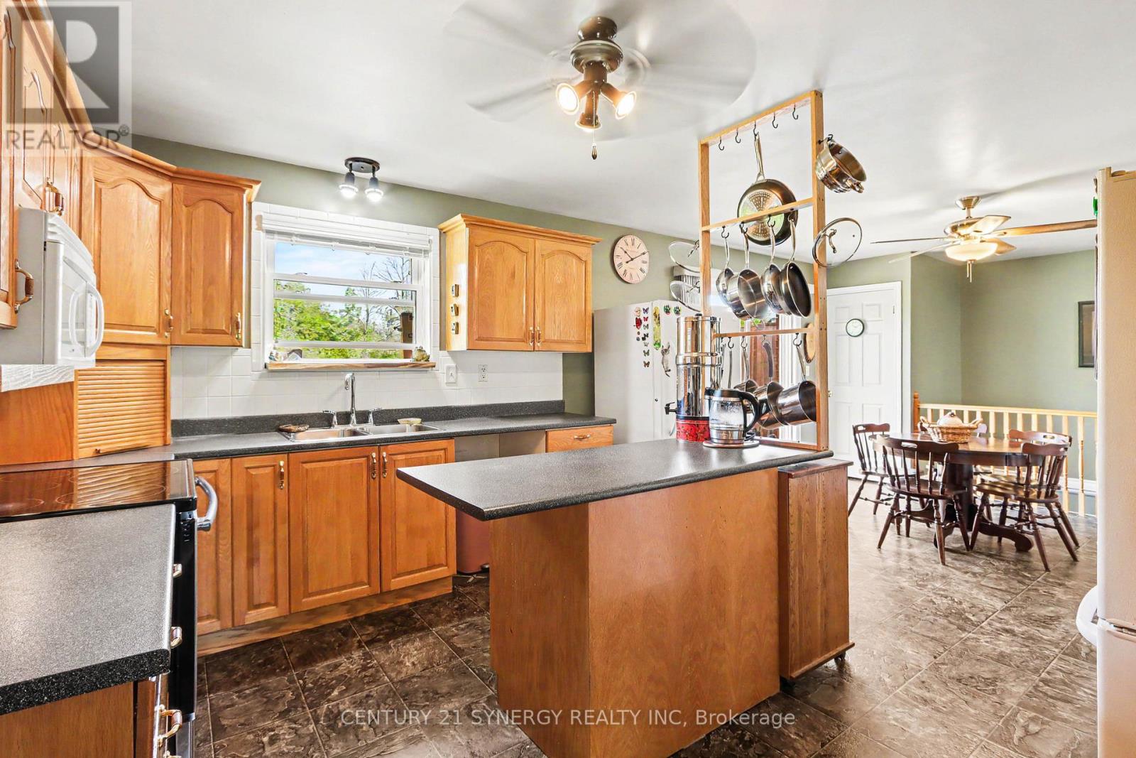 870 Kitley Line 3 Road, Elizabethtown-Kitley, Ontario  K0G 1G0 - Photo 13 - X13422486