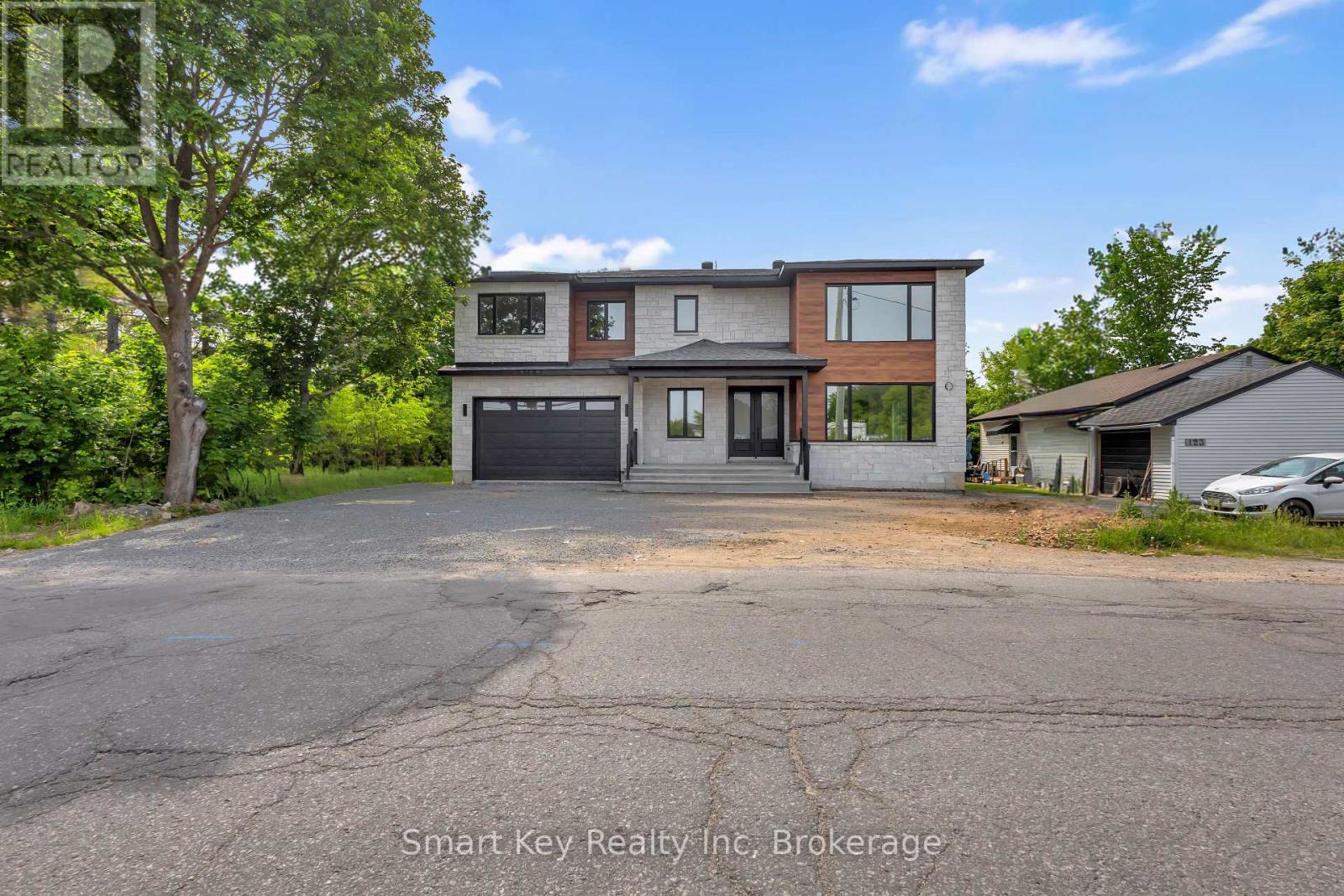 125 Brae Crescent, Ottawa, Ontario  K2S 1P1 - Photo 1 - X13422568