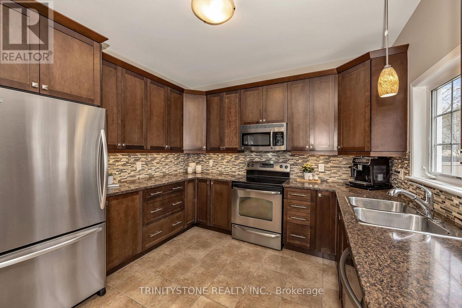 502 Dalewood Crescent, Ottawa, Ontario  K2S 0L2 - Photo 15 - X13422754