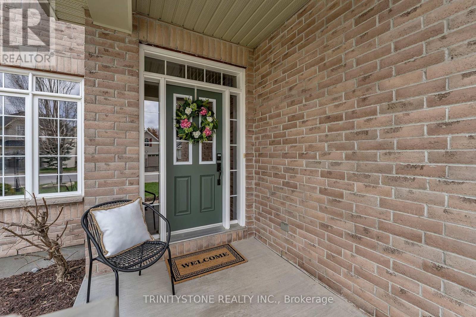 502 Dalewood Crescent, Ottawa, Ontario  K2S 0L2 - Photo 2 - X13422754