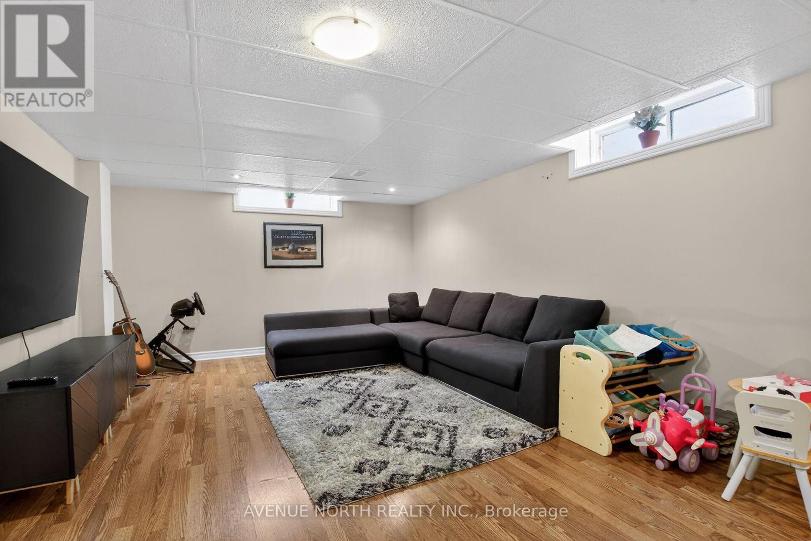 18 Castlemore Street, Ottawa, Ontario  K2G 6N5 - Photo 28 - X13422900