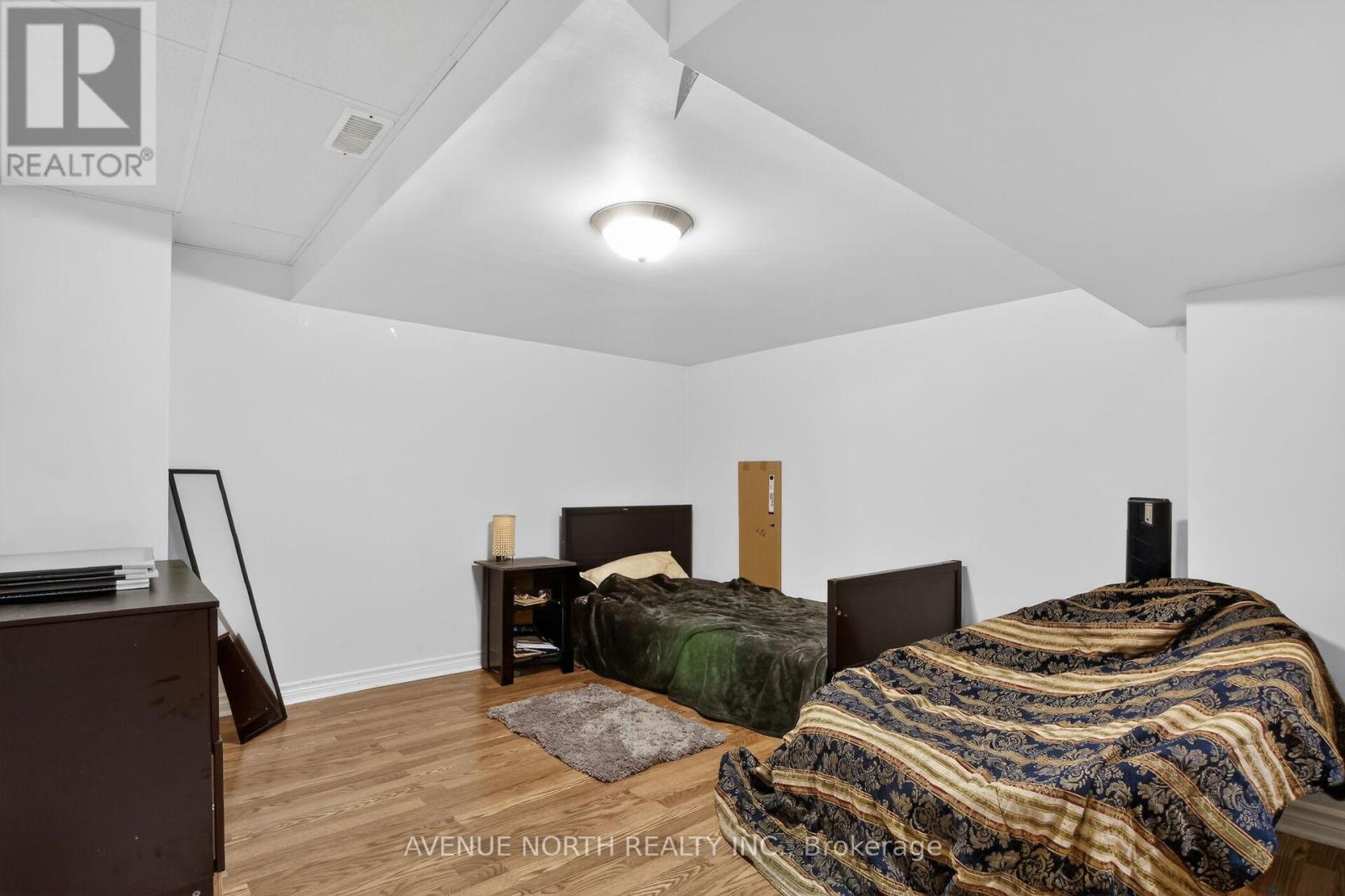 18 Castlemore Street, Ottawa, Ontario  K2G 6N5 - Photo 32 - X13422900