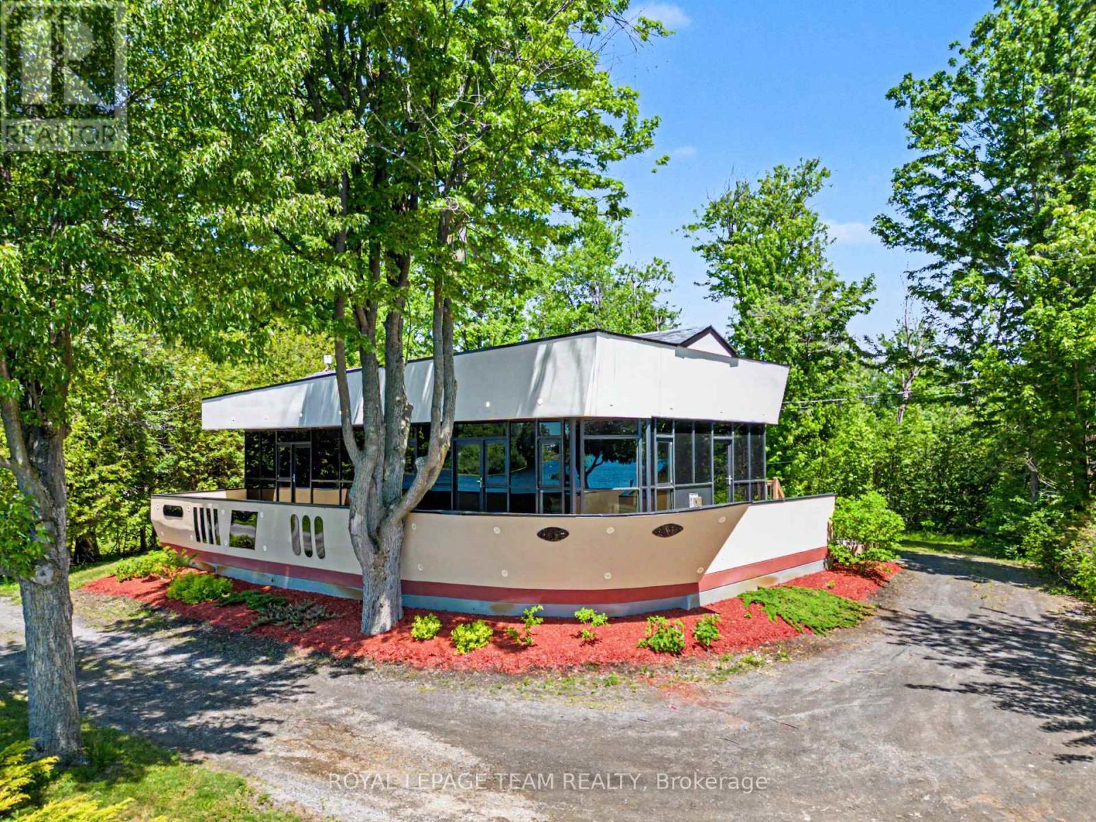 5066K LORNE BRIDGE ROAD, Ottawa, Ontario