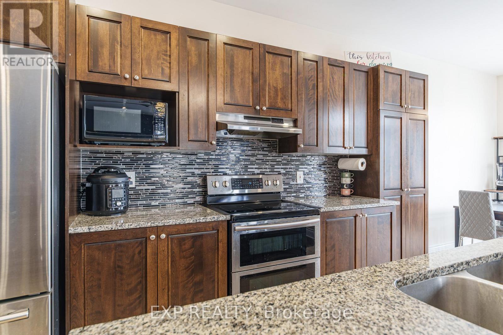 106 Bert Hall Street, Arnprior, Ontario  K7S 0G9 - Photo 8 - X13422972