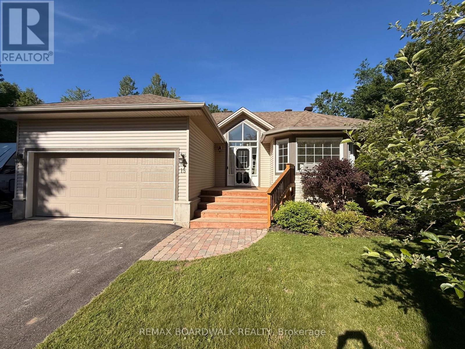 15 Birch Drive, North Grenville, Ontario  K0G 1J0 - Photo 1 - X13423002
