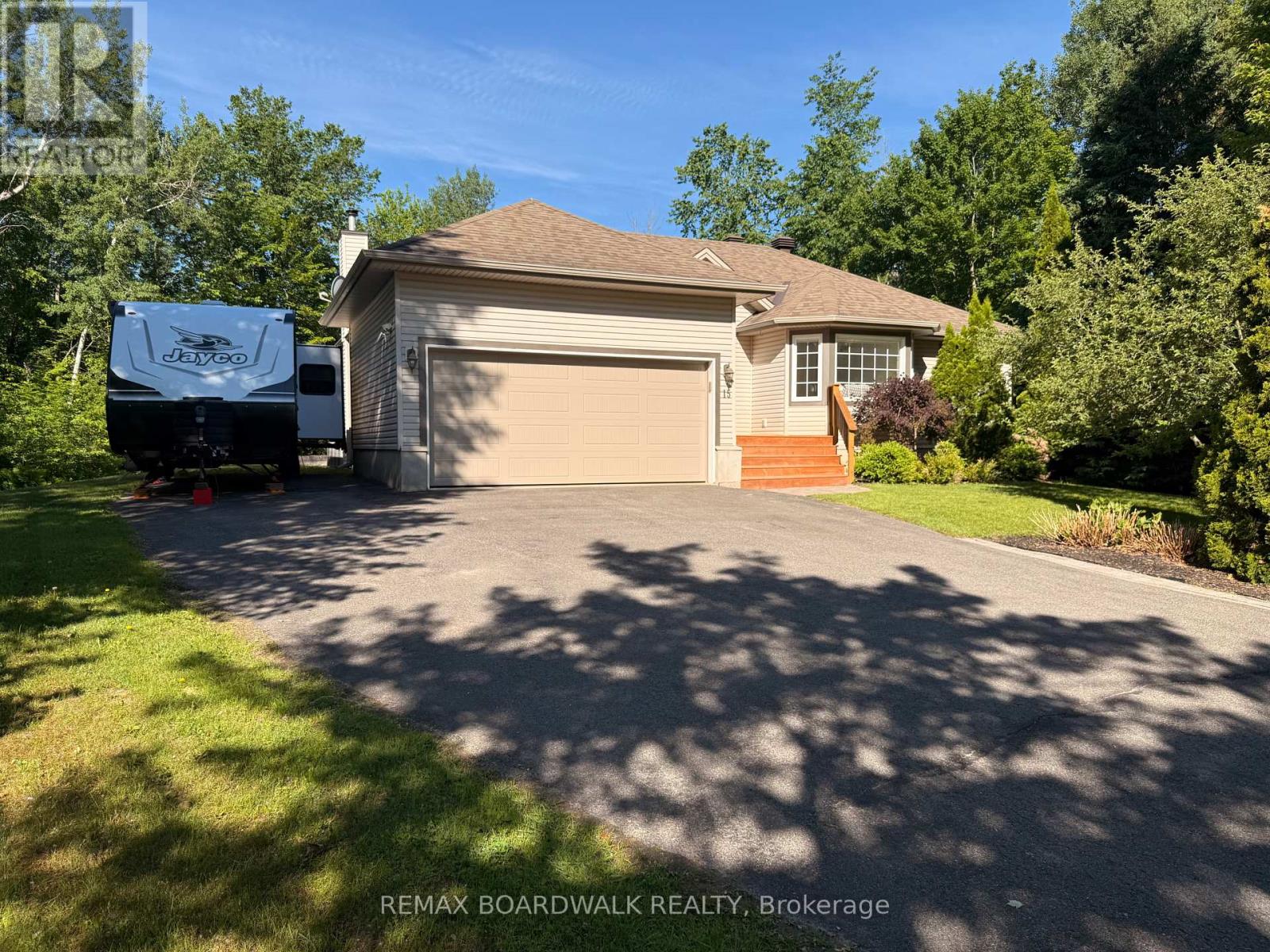 15 Birch Drive, North Grenville, Ontario  K0G 1J0 - Photo 3 - X13423002