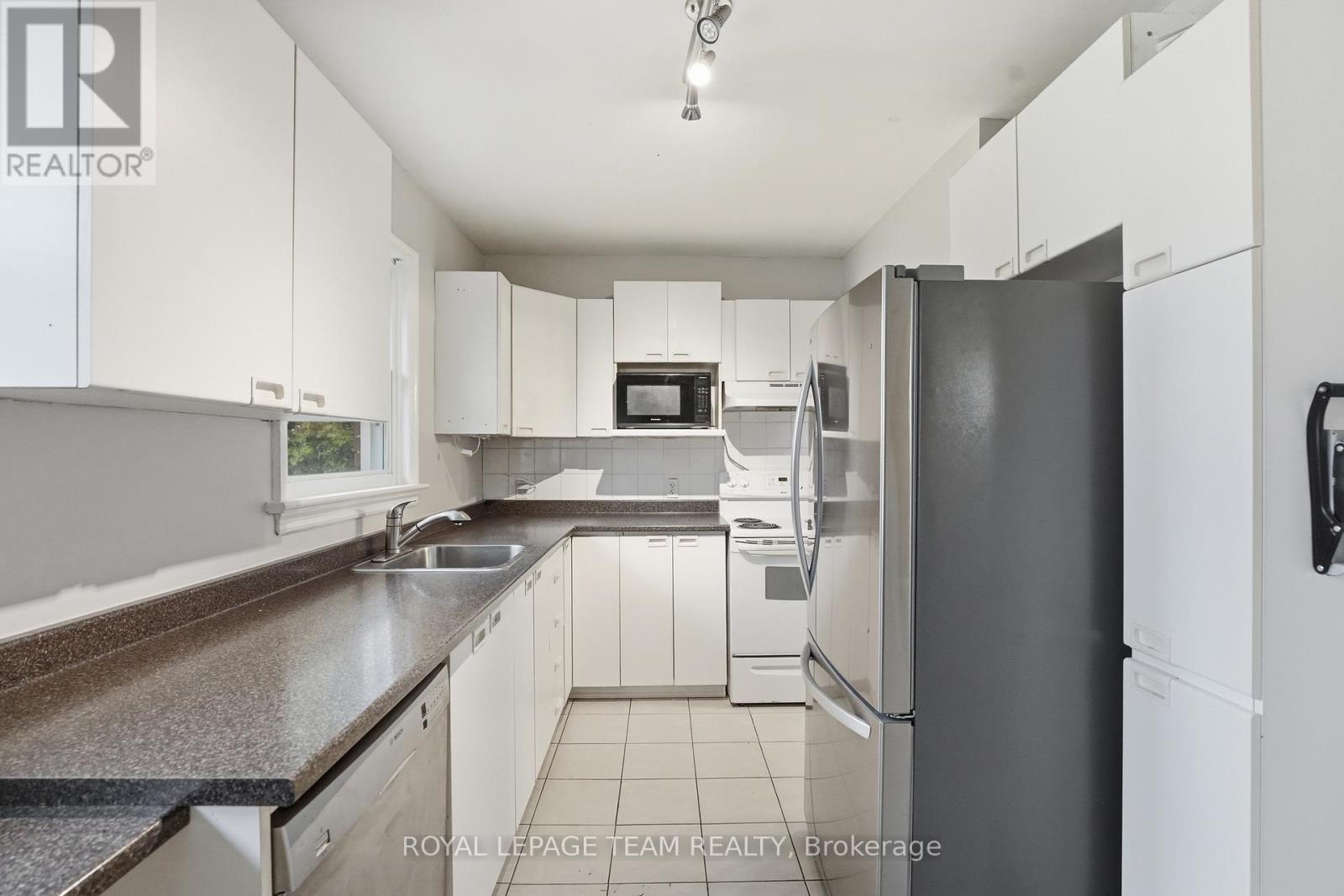 49 Crownhill Street, Ottawa, Ontario  K1J 7K5 - Photo 11 - X13423038