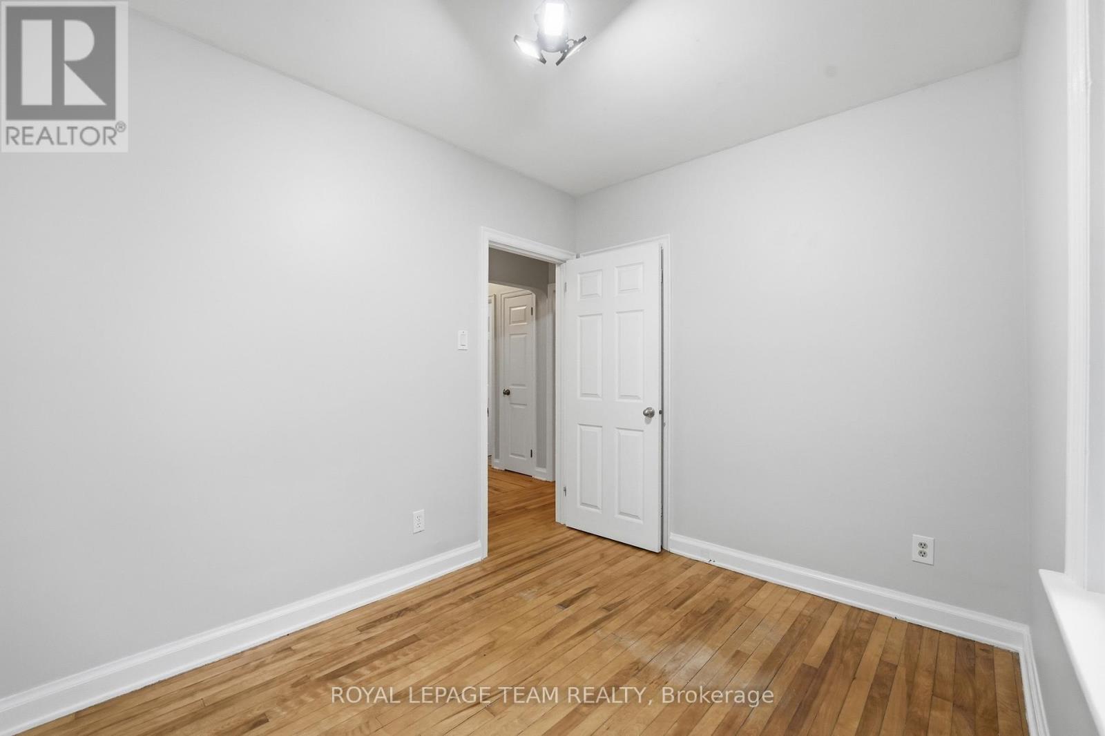 49 Crownhill Street, Ottawa, Ontario  K1J 7K5 - Photo 15 - X13423038