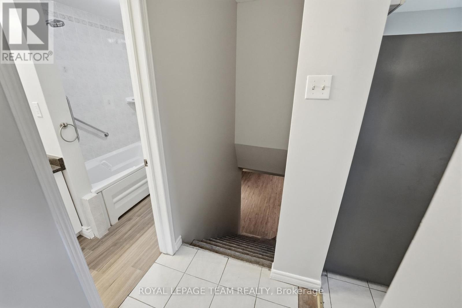 49 Crownhill Street, Ottawa, Ontario  K1J 7K5 - Photo 20 - X13423038