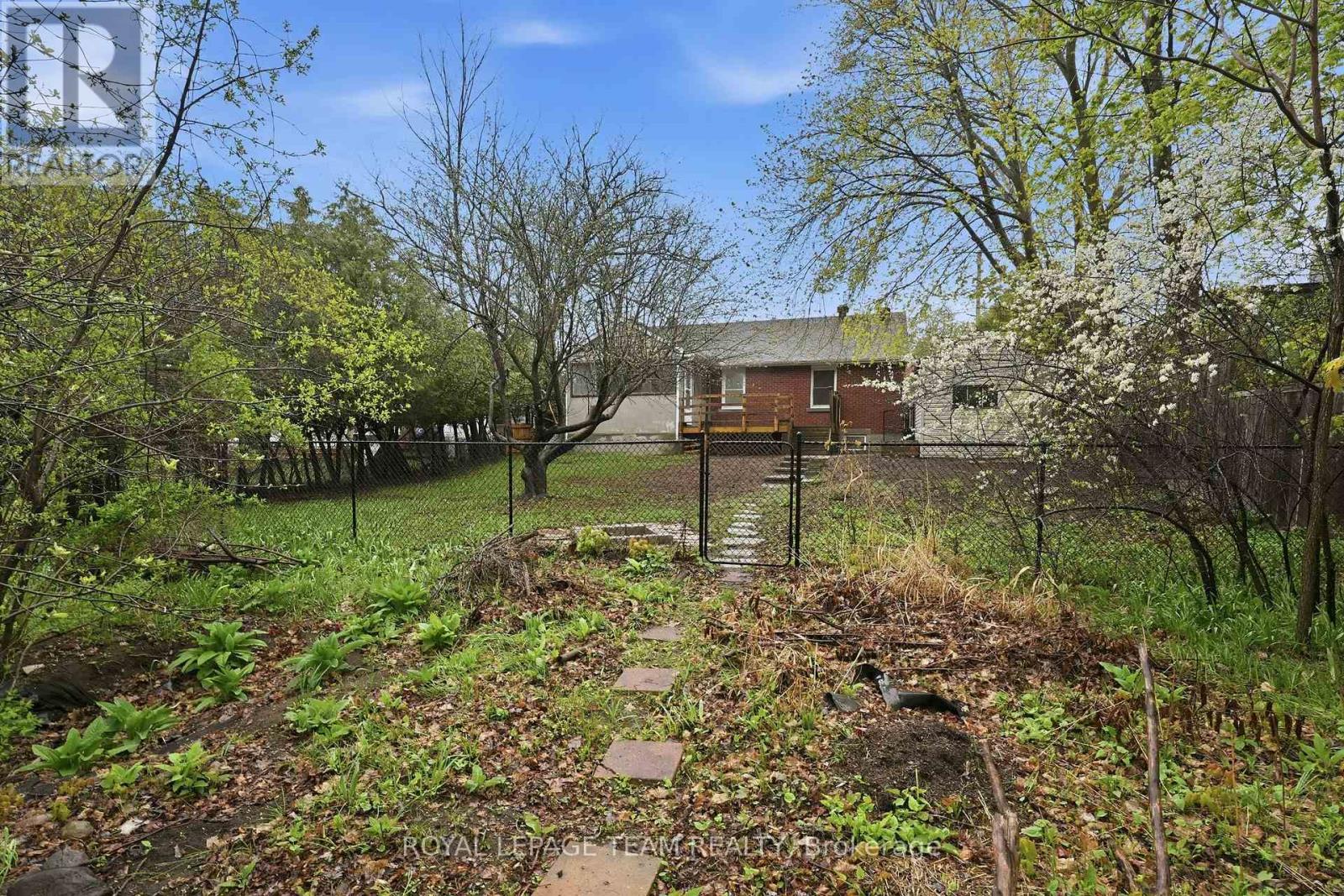 49 Crownhill Street, Ottawa, Ontario  K1J 7K5 - Photo 41 - X13423038