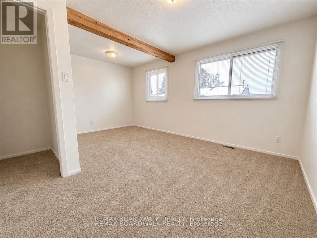 53j Sumac Street, Ottawa, Ontario  K1J 7T7 - Photo 8 - X13423120
