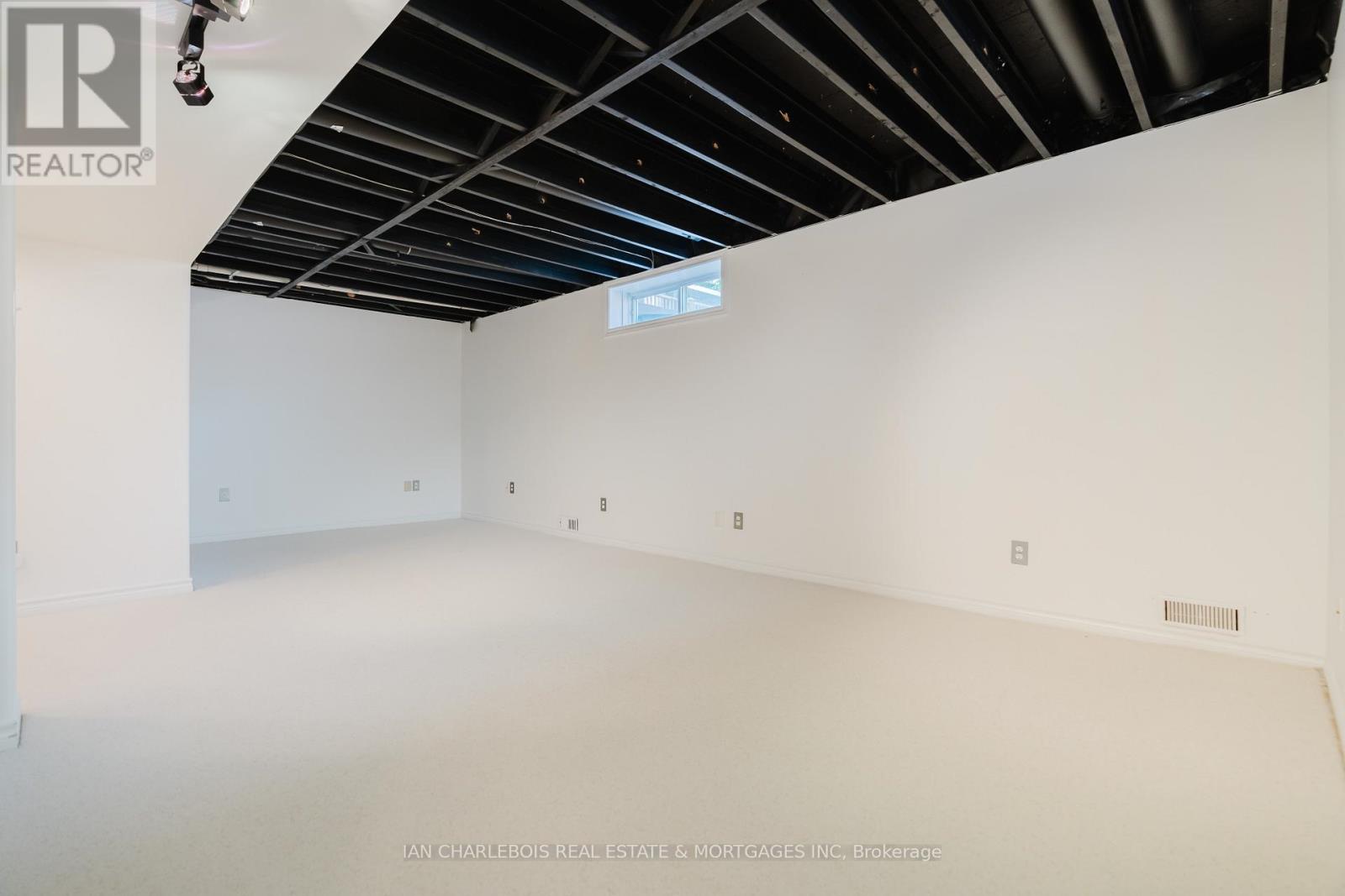 6020 Longleaf Drive, Ottawa, Ontario  K1W 1J2 - Photo 34 - X13423240
