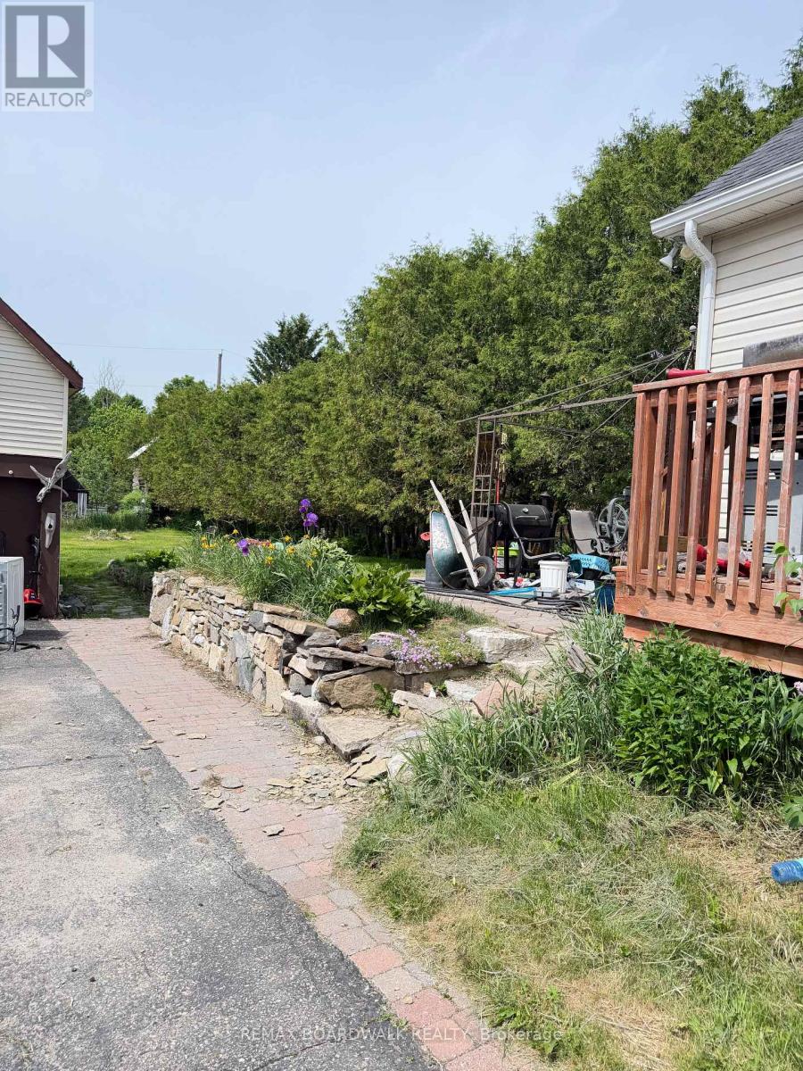 74 Princess Street, Lanark Highlands, Ontario  K0G 1K0 - Photo 8 - X13423318