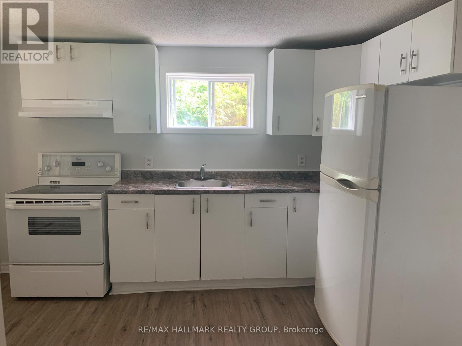 251 - 251 Marier Avenue, Ottawa, Ontario  K1L 5P9 - Photo 12 - X13423504