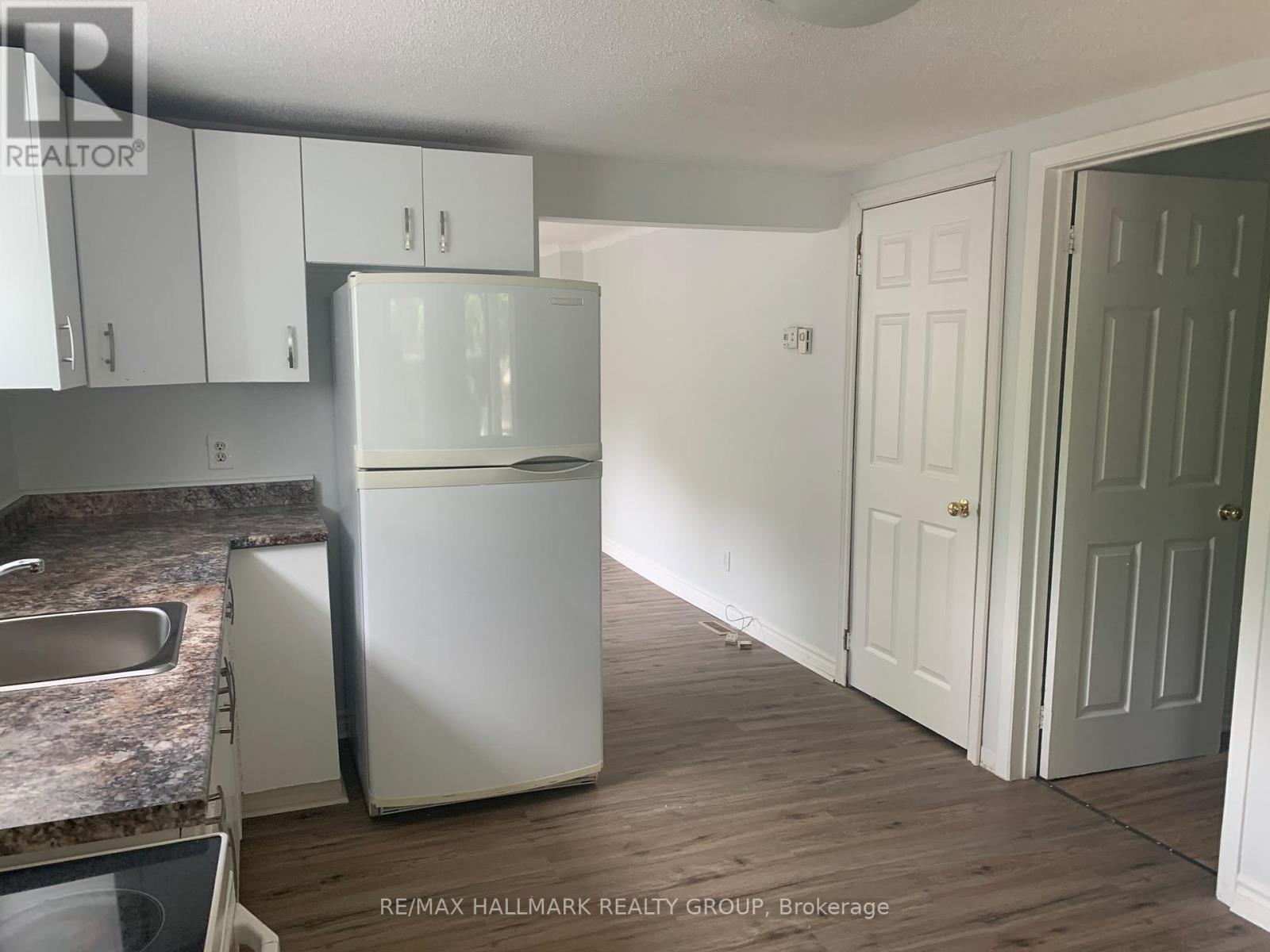251 - 251 Marier Avenue, Ottawa, Ontario  K1L 5P9 - Photo 13 - X13423504