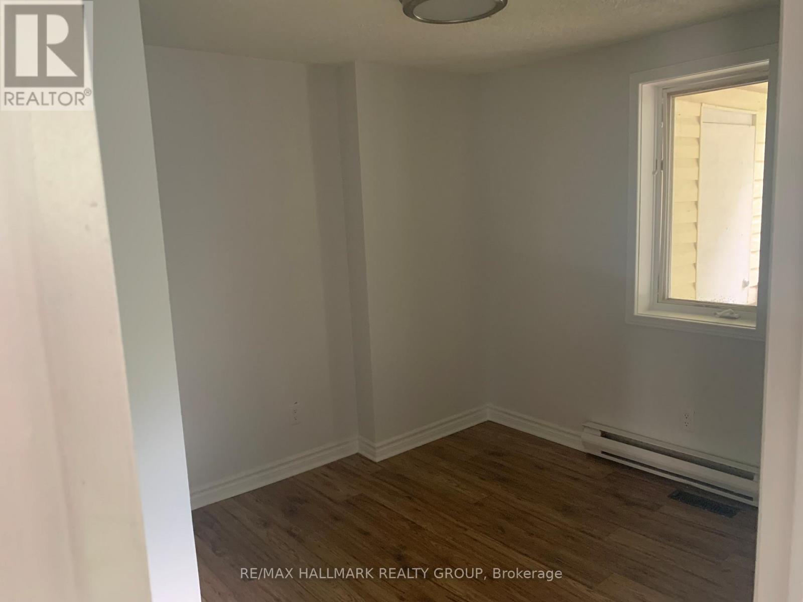 251 - 251 Marier Avenue, Ottawa, Ontario  K1L 5P9 - Photo 3 - X13423504