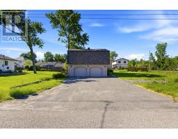 1991 KINGSDALE AVENUE, Ottawa, Ontario