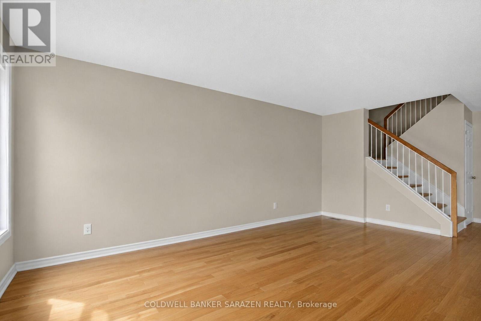 7 Barnstone Drive, Ottawa, Ontario  K2G 6X2 - Photo 6 - X13423720