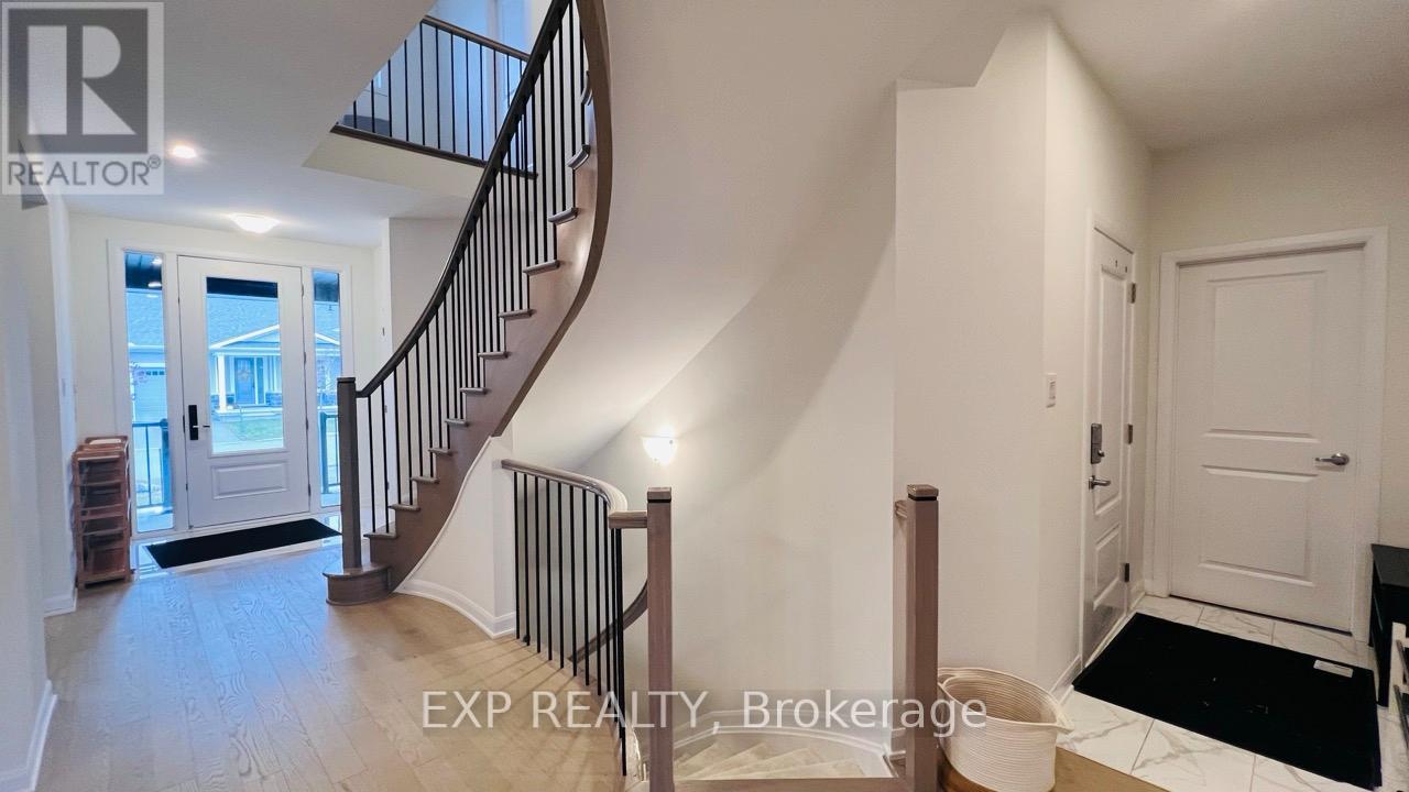 747 Coast Circle, Ottawa, Ontario  K4M 0E9 - Photo 3 - X13423734