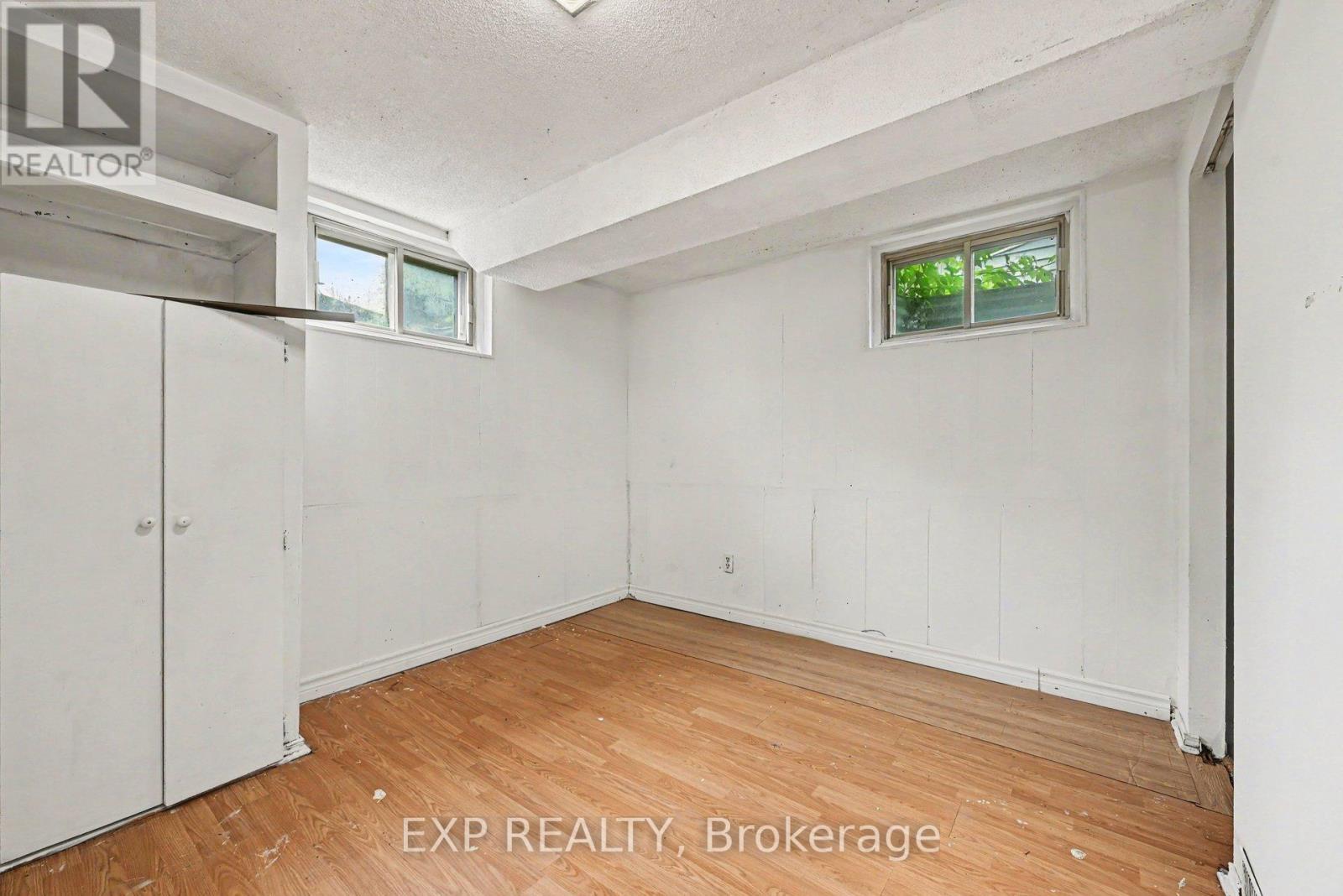 685 Crystal Street, Ottawa, Ontario  K1K 2G1 - Photo 15 - X13423838
