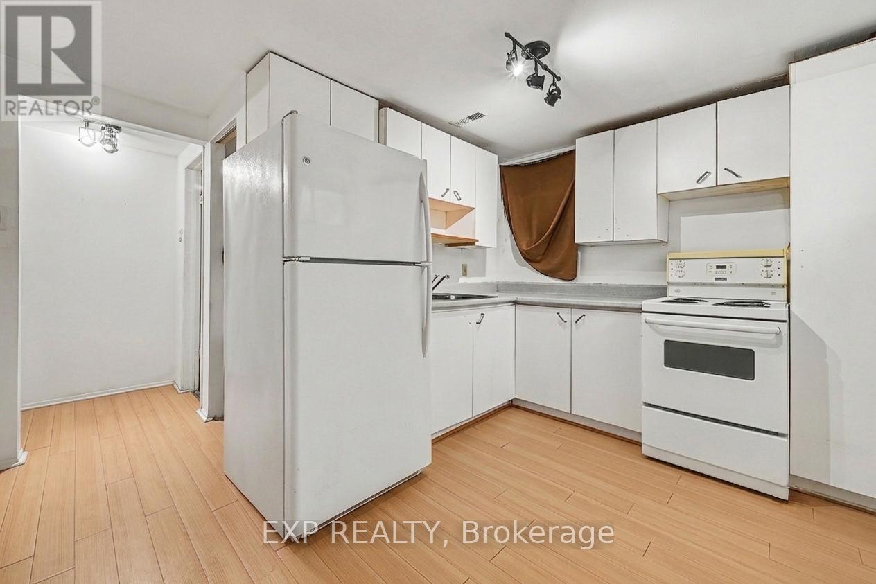 685 Crystal Street, Ottawa, Ontario  K1K 2G1 - Photo 16 - X13423838