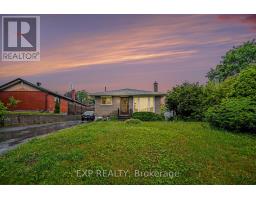 685 CRYSTAL STREET, Ottawa, Ontario