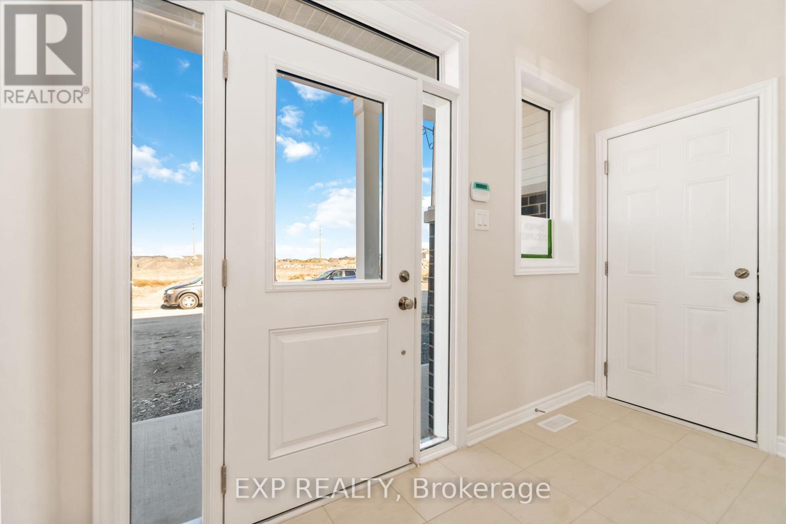 4108 Obsidian Street W, Ottawa, Ontario  K2J 6X9 - Photo 3 - X13423934