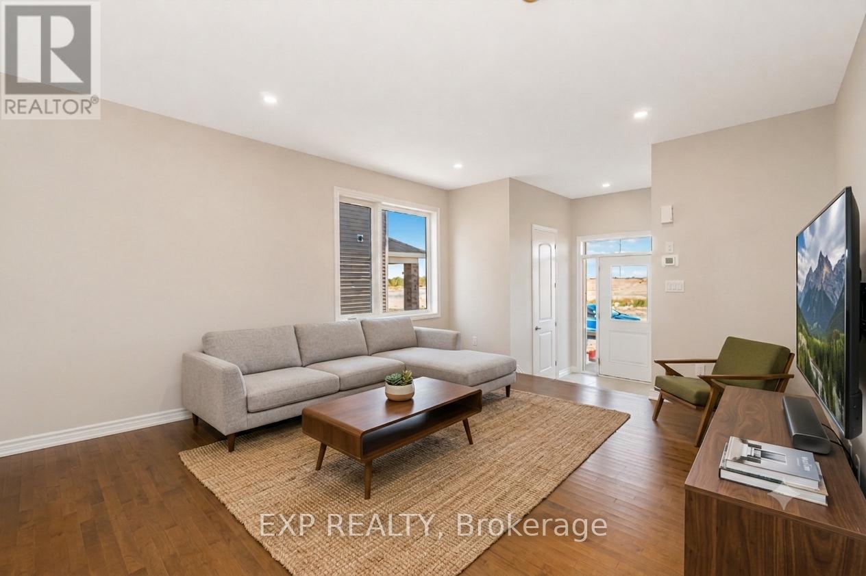4108 Obsidian Street W, Ottawa, Ontario  K2J 6X9 - Photo 6 - X13423934