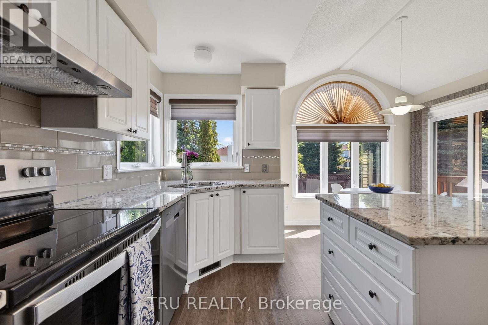 110 Grenadier Way, Ottawa, Ontario  K2J 4M1 - Photo 13 - X13424044