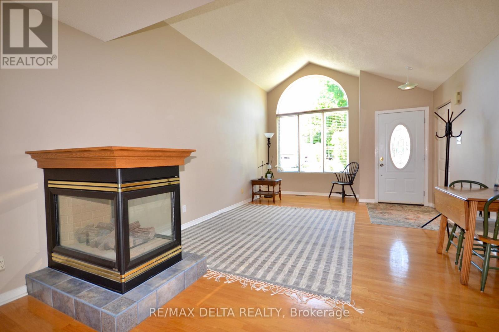 2093 Woods Street, Clarence-Rockland, Ontario  K4K 1H7 - Photo 5 - X13424054