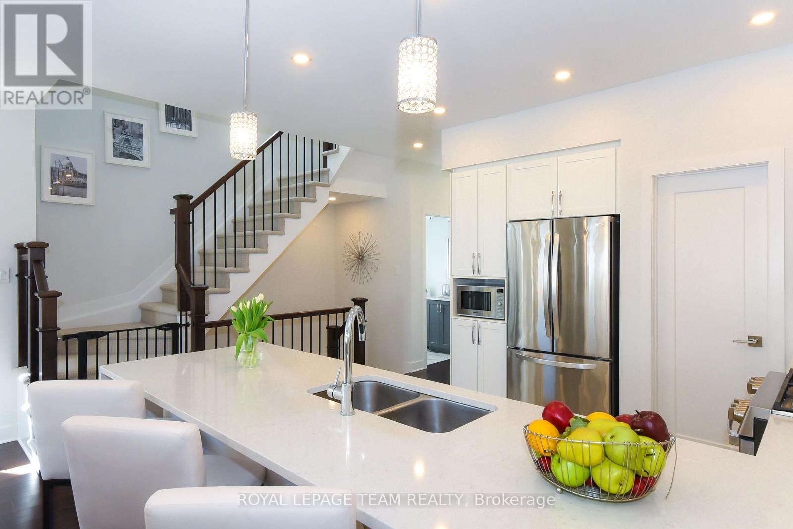 725 Capricorn Circle, Ottawa, Ontario  K4M 0J4 - Photo 12 - X13424166